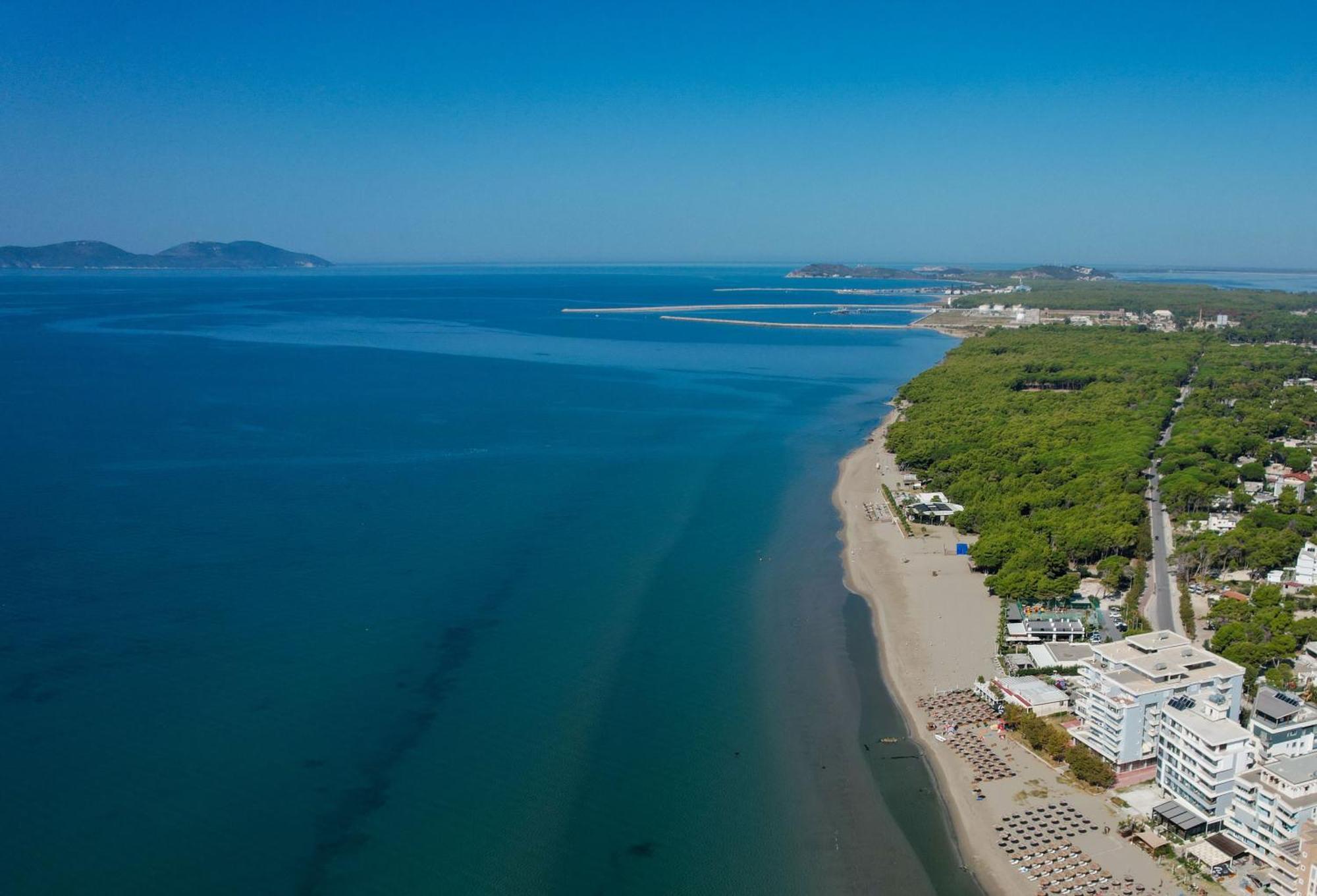 Sea & Sand Vlore Bagian luar foto
