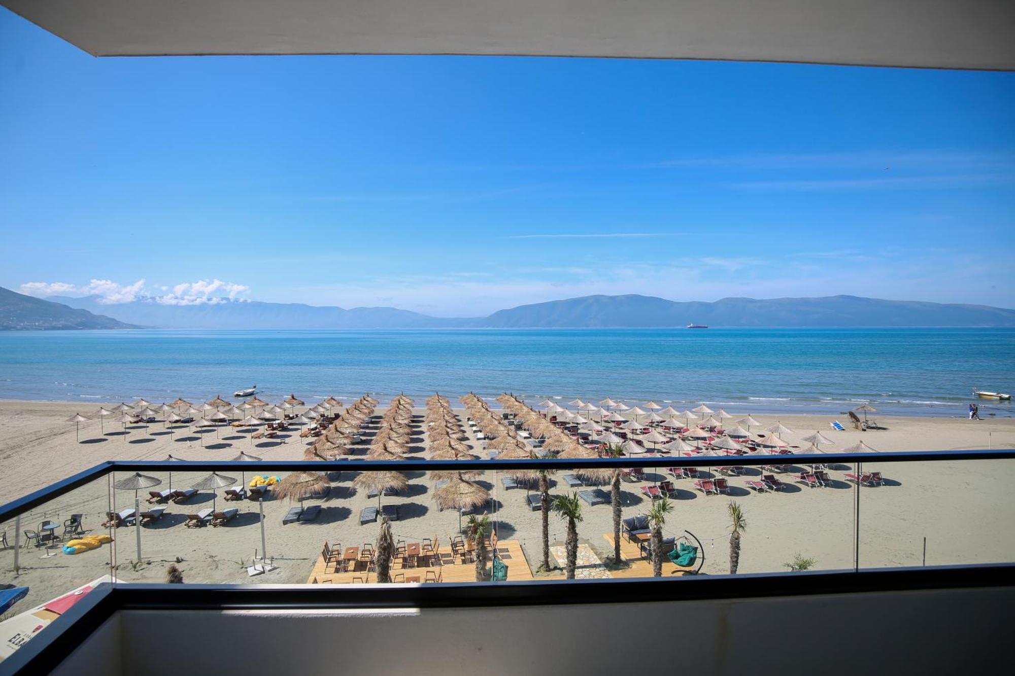 Sea & Sand Vlore Bagian luar foto